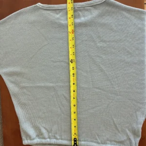 Barefoot Dreams Malibu Collection Waffle Knit Tie Hem Top XS Gray – photo 6