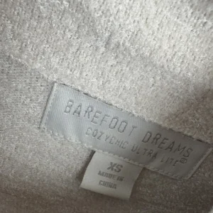 Barefoot Dreams CozyChic Ultra Lite Cowl Neck Sweater XS Beige – photo 3