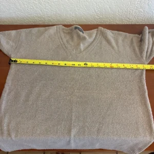 Barefoot Dreams CozyChic Lite V-Neck Sweater Women's S Taupe – photo 5