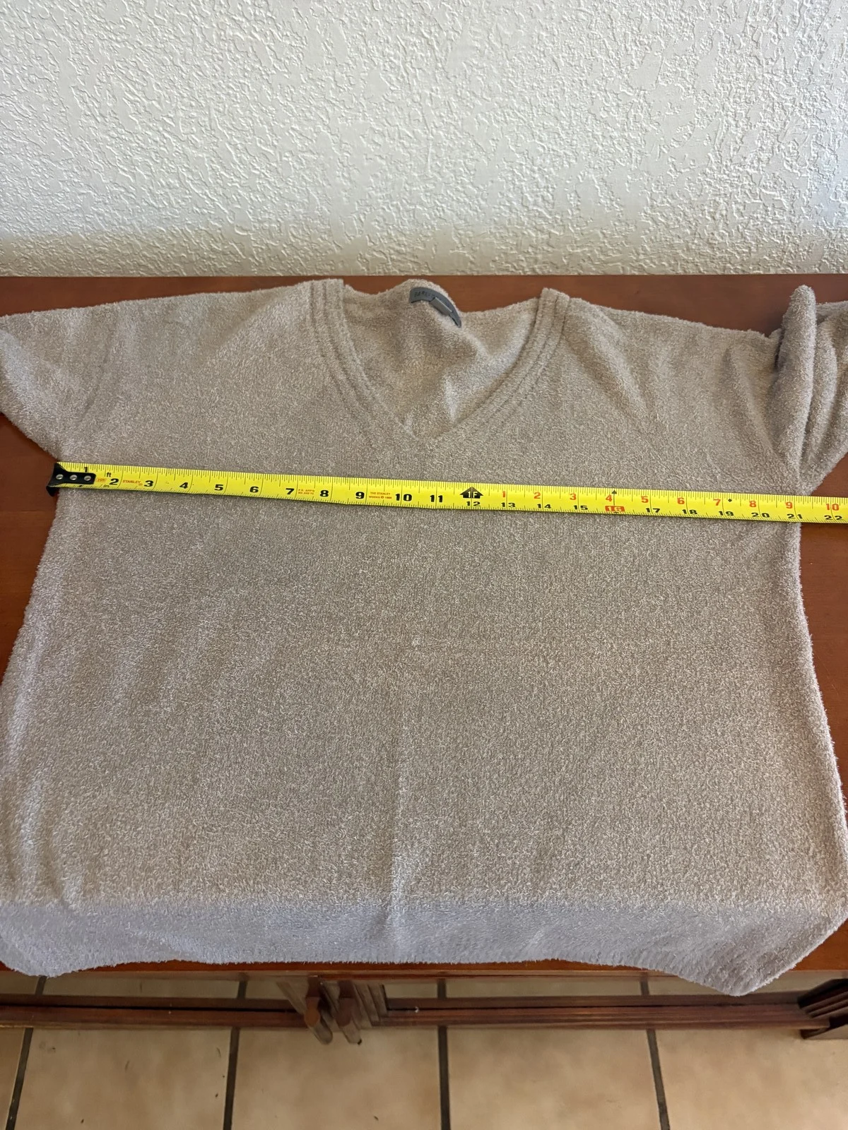 Barefoot Dreams CozyChic Lite V-Neck Sweater Women's S Taupe – photo 5