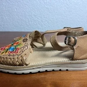Mexican Huarache Sandals Women's Size 7 Tan Leather Floral Embroidered Shoes – photo 10