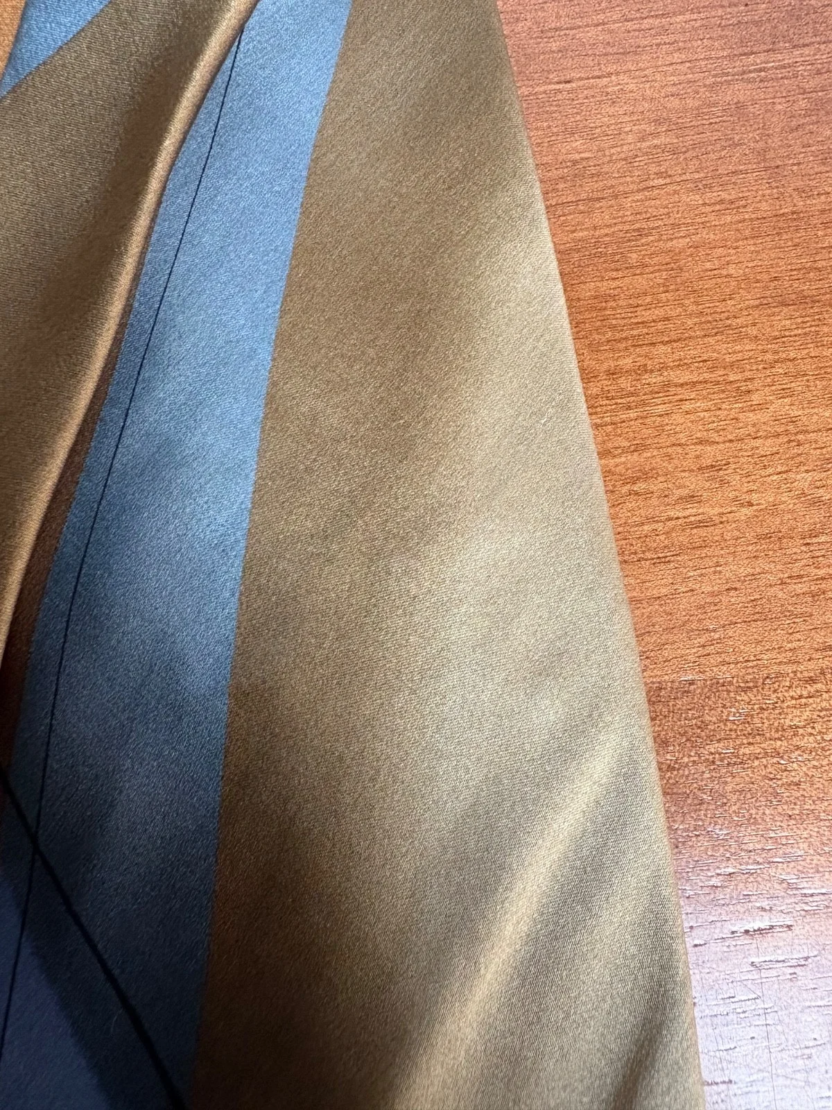 J Garcia 100% Silk Tie Volcano Collection Thirty-Four Abstract Vintage 2003 – photo 4