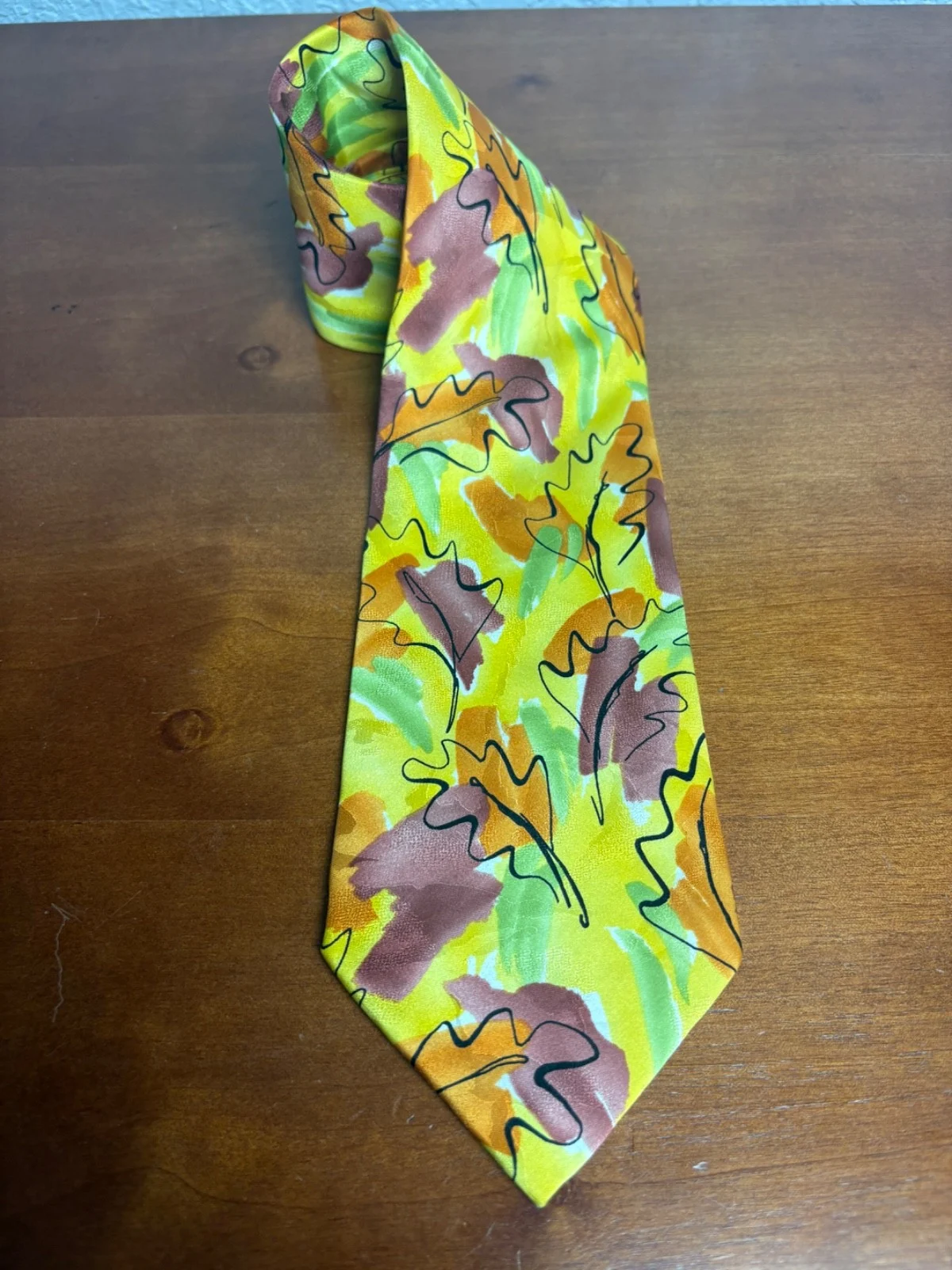 J. Garcia California Mission Collection 38 Silk Tie Vintage Leaf Pattern Yellow