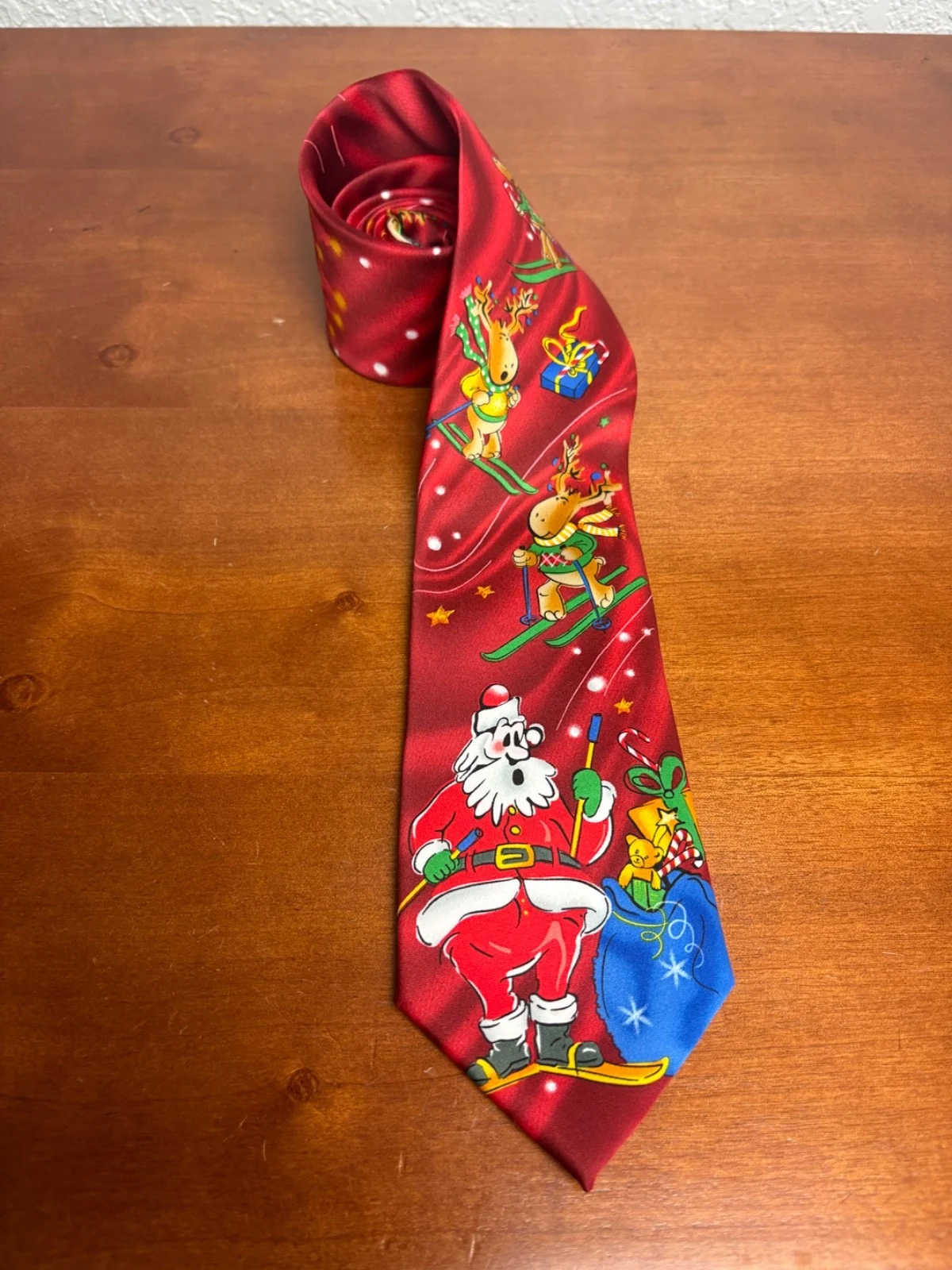 J. Garcia Cartoon Limbo Collection 64 Christmas Tie Sking Santa Reindeer Red