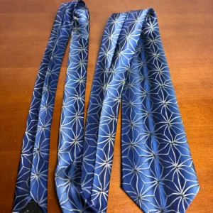 J. Garcia Silk Tie "Aztec Objects" Collection Fifty-Four Blue Geometric 58" – photo 5