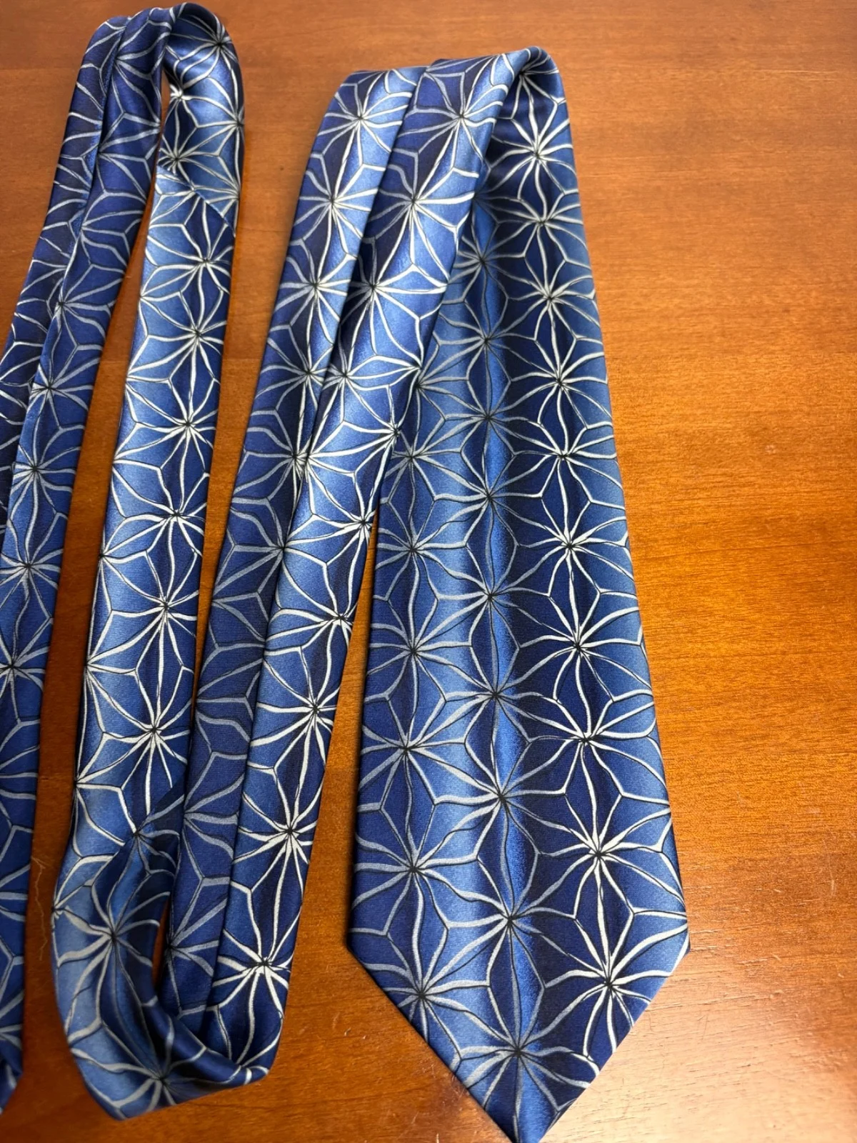 J. Garcia Silk Tie "Aztec Objects" Collection Fifty-Four Blue Geometric 58" – photo 6