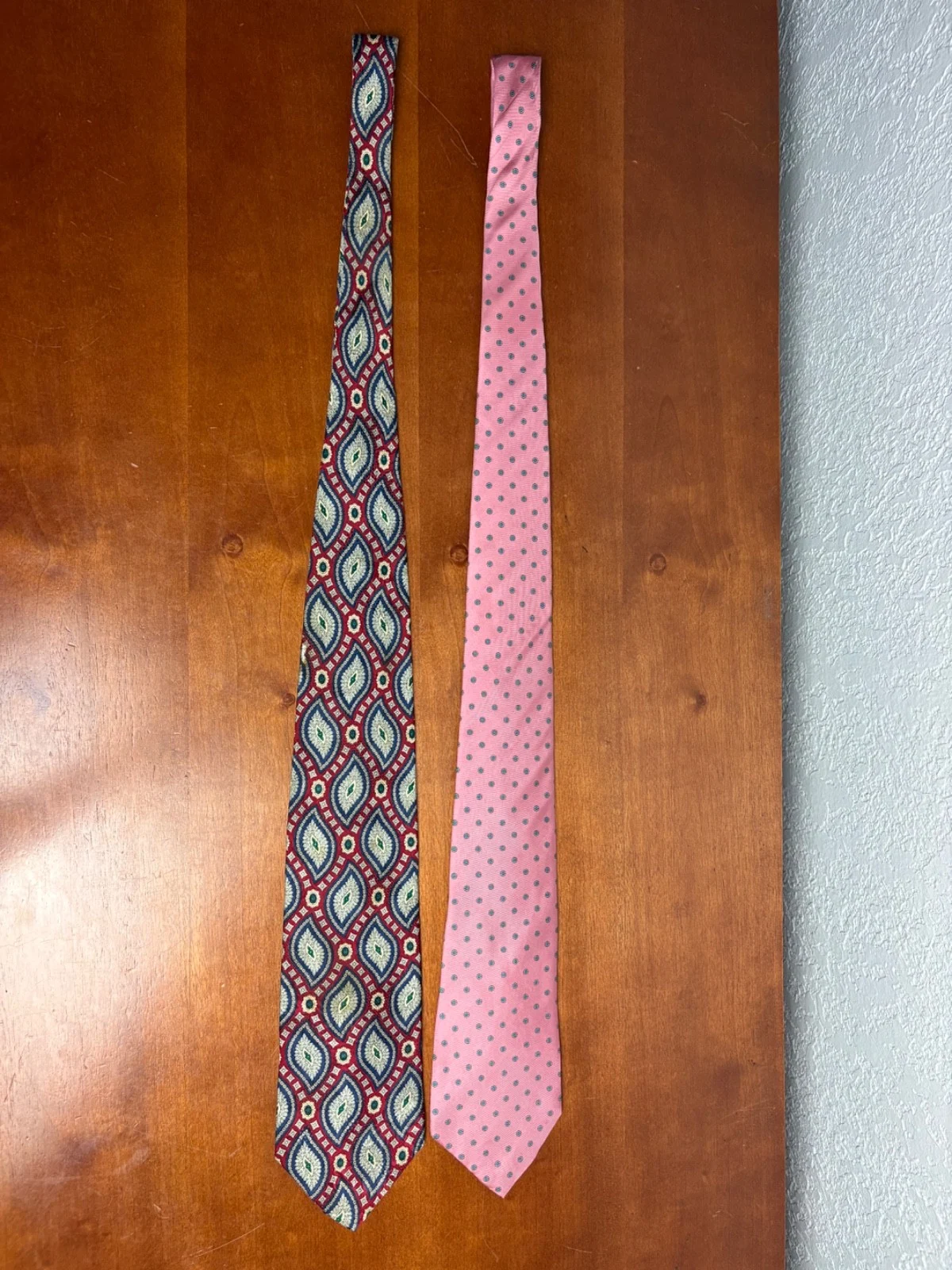 Lot of 2 Bill Blass Vintage Men's Ties Pink Geometric & Silk Red Blue Paisley – photo 4