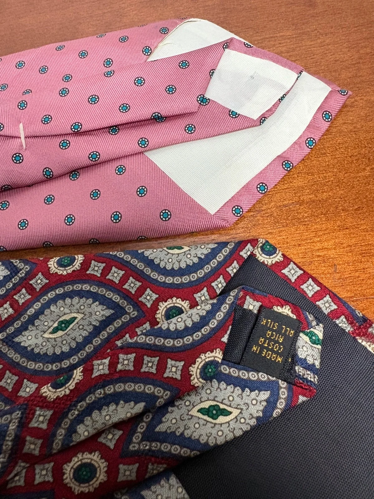 Lot of 2 Bill Blass Vintage Men's Ties Pink Geometric & Silk Red Blue Paisley – photo 9