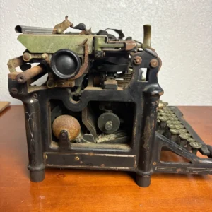 Vintage Underwood Standard Typewriter No. 5 - Antique Desktop Typewriter As-is – photo 2
