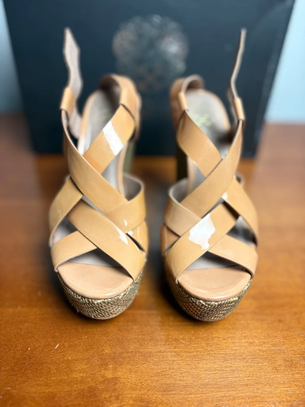 Vince Camuto VC-HATTIE Bellini Patent Strappy Platform Wedge Sandals Size 4.5M