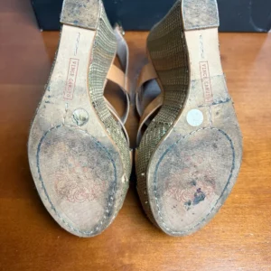 Vince Camuto VC-HATTIE Bellini Patent Strappy Platform Wedge Sandals Size 4.5M – photo 10