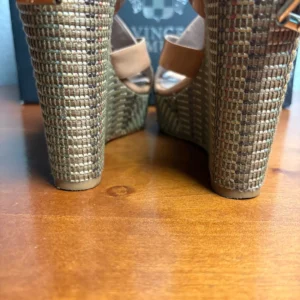 Vince Camuto VC-HATTIE Bellini Patent Strappy Platform Wedge Sandals Size 4.5M – photo 7