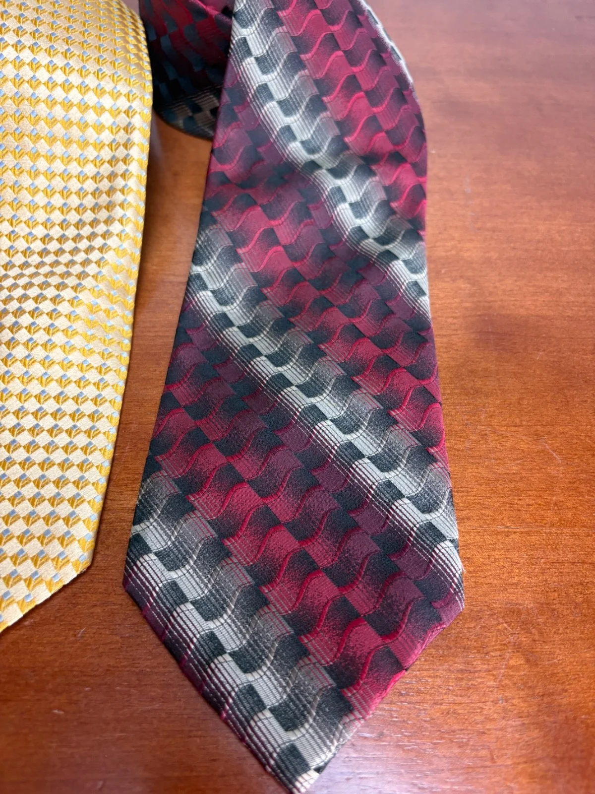 Lot of 4 Joseph & Feiss International 100% Silk Ties Geometric Abstract Patterns – photo 5