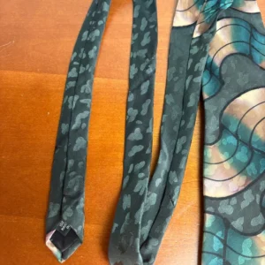 Robert Daskal Hand Painted 100% Silk Tie Abstract Teal Gold Geometric – photo 10