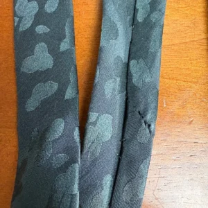 Robert Daskal Hand Painted 100% Silk Tie Abstract Teal Gold Geometric – photo 5