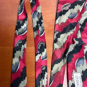 Screenplay by Martin Wong Silk Tie Abstract Geometric Red Green Black – photo 10