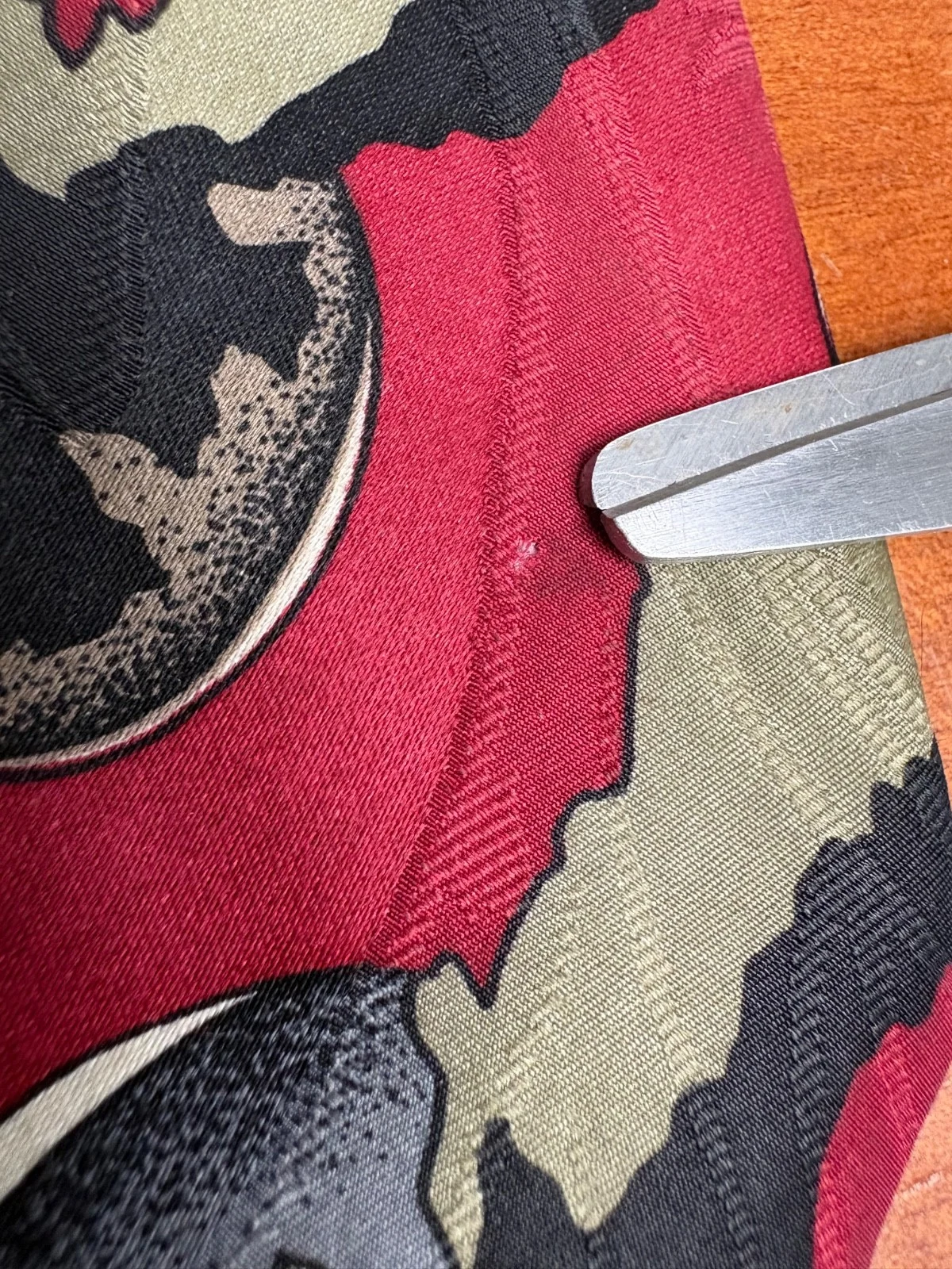 Screenplay by Martin Wong Silk Tie Abstract Geometric Red Green Black – photo 2