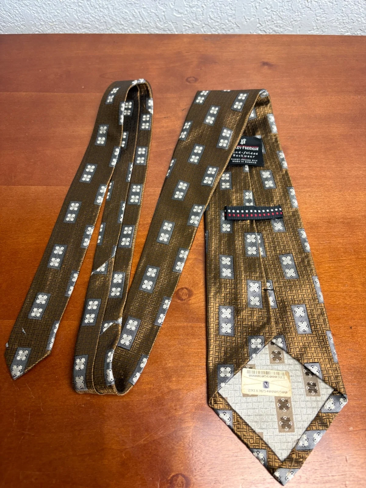 Hickey Freeman Silk Tie Brown Gold Geometric Hand Folded Italian Silk USA – photo 10