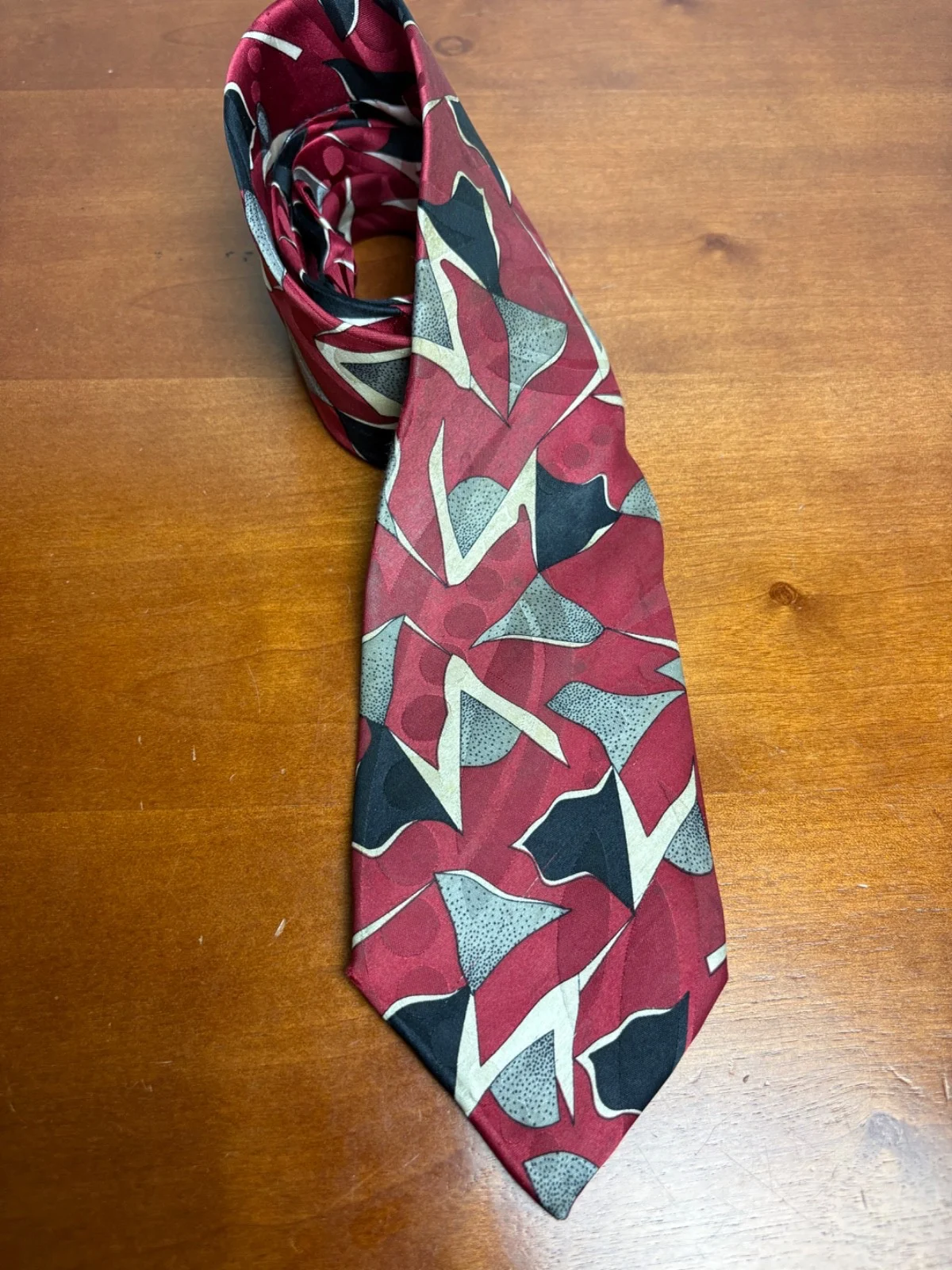 Screenplay by Martin Wong Silk Tie Red Abstract Geometric Vintage Men's Necktie