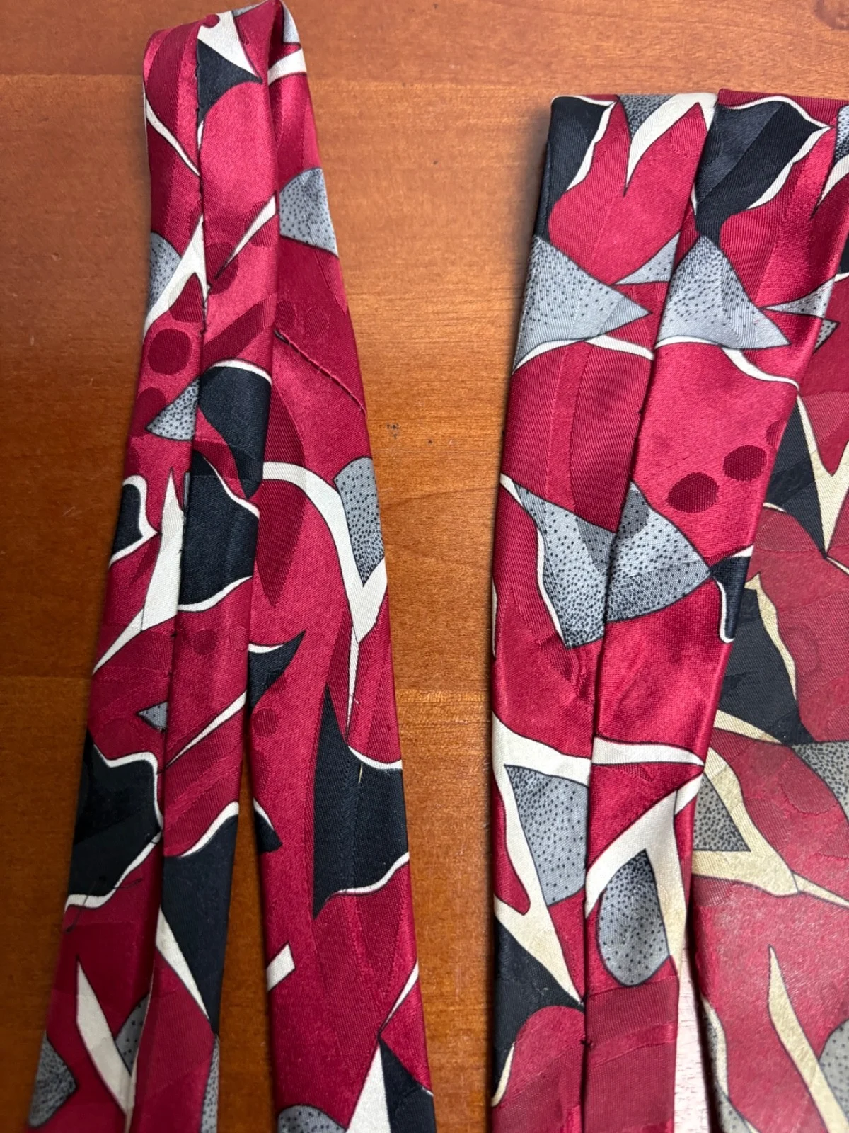 Screenplay by Martin Wong Silk Tie Red Abstract Geometric Vintage Men's Necktie – photo 11