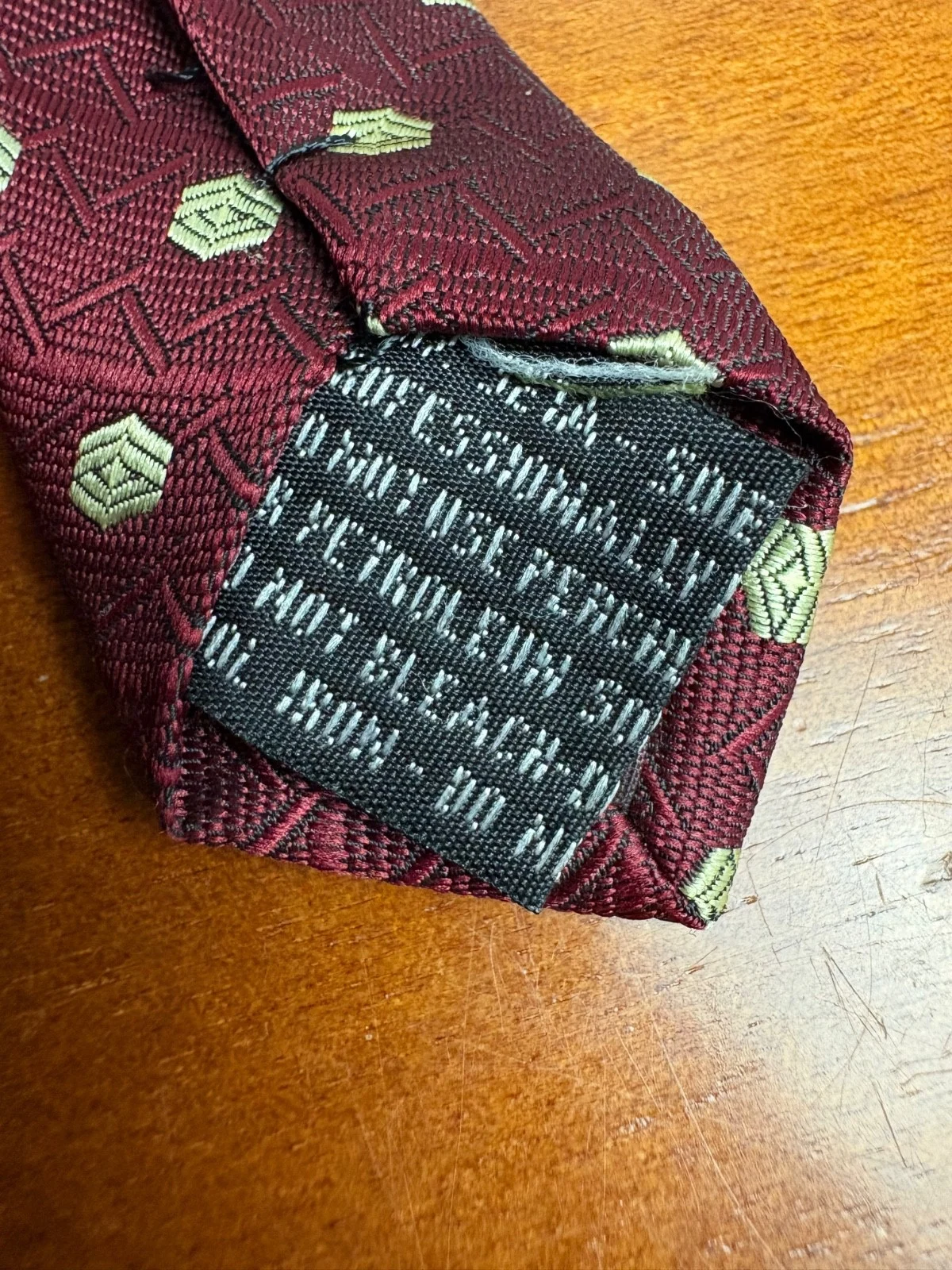 Gianni Versace Silk Tie Burgundy Red Geometric Pattern Made in Italy – photo 10