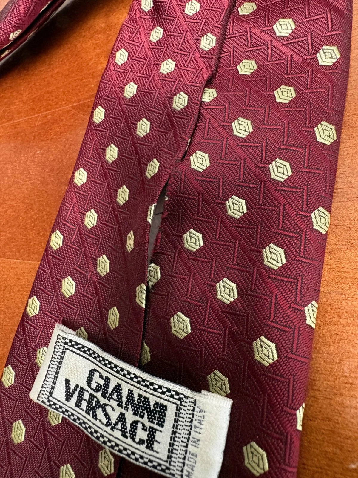 Gianni Versace Silk Tie Burgundy Red Geometric Pattern Made in Italy – photo 13