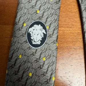 Versace Classic V2 Silk Tie Gray Yellow Polka Dot Medusa Logo Made In Italy – photo 9