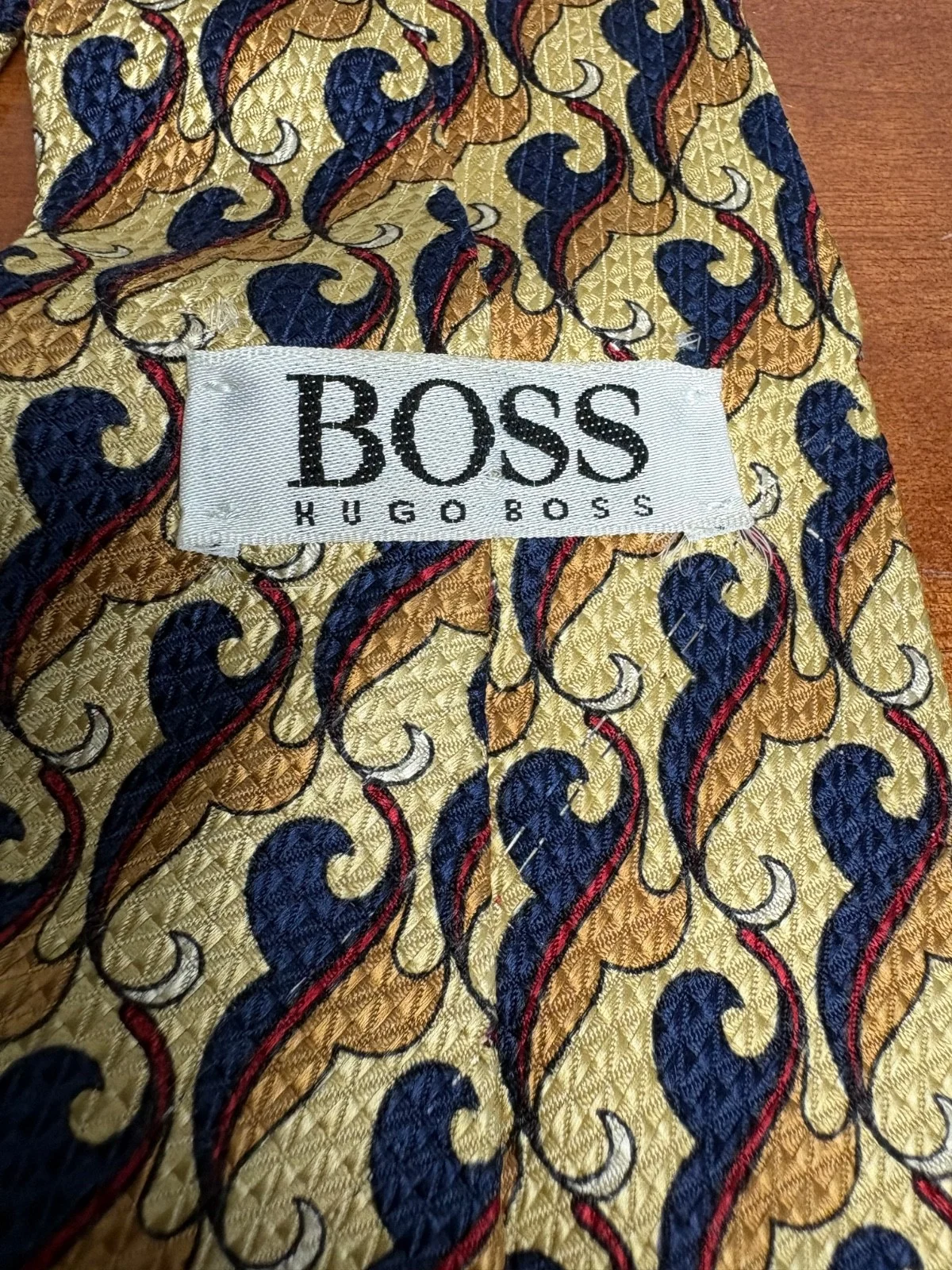 HUGO BOSS Silk Tie Gold Navy Blue Red Abstract Pattern 3.75 – photo 5