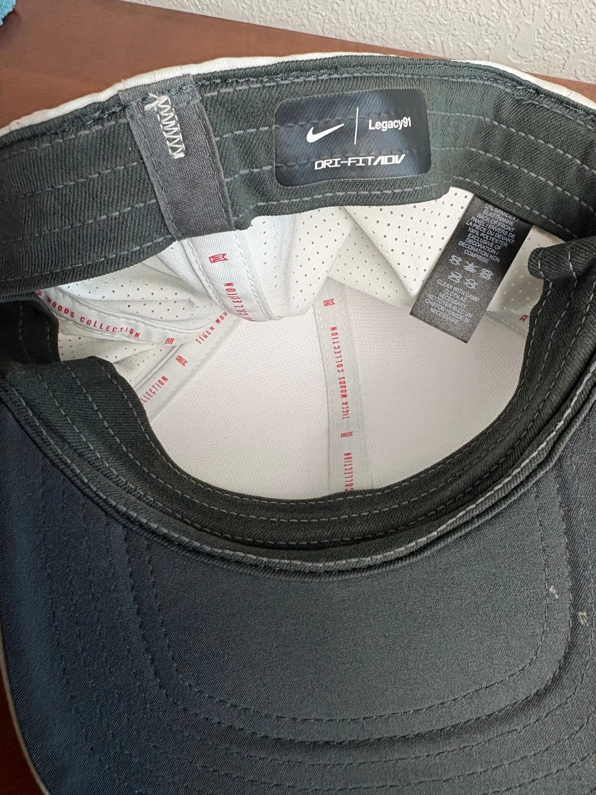 2 Nike Tiger Woods TW Golf Hats White Dri-Fit ADV Legacy91 & Classic99 – photo 7