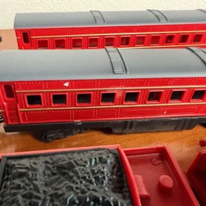 Harry Potter Hogwarts Express Train Set 5972 Engine Coal Car Coaches & Track – photo 10