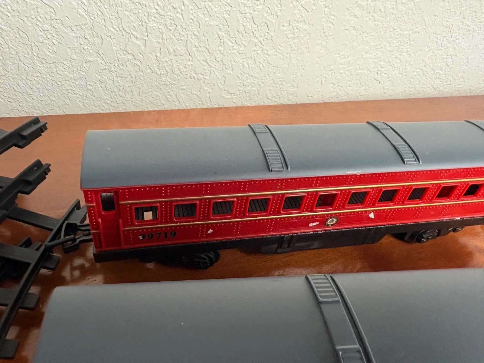 Harry Potter Hogwarts Express Train Set 5972 Engine Coal Car Coaches & Track – photo 13