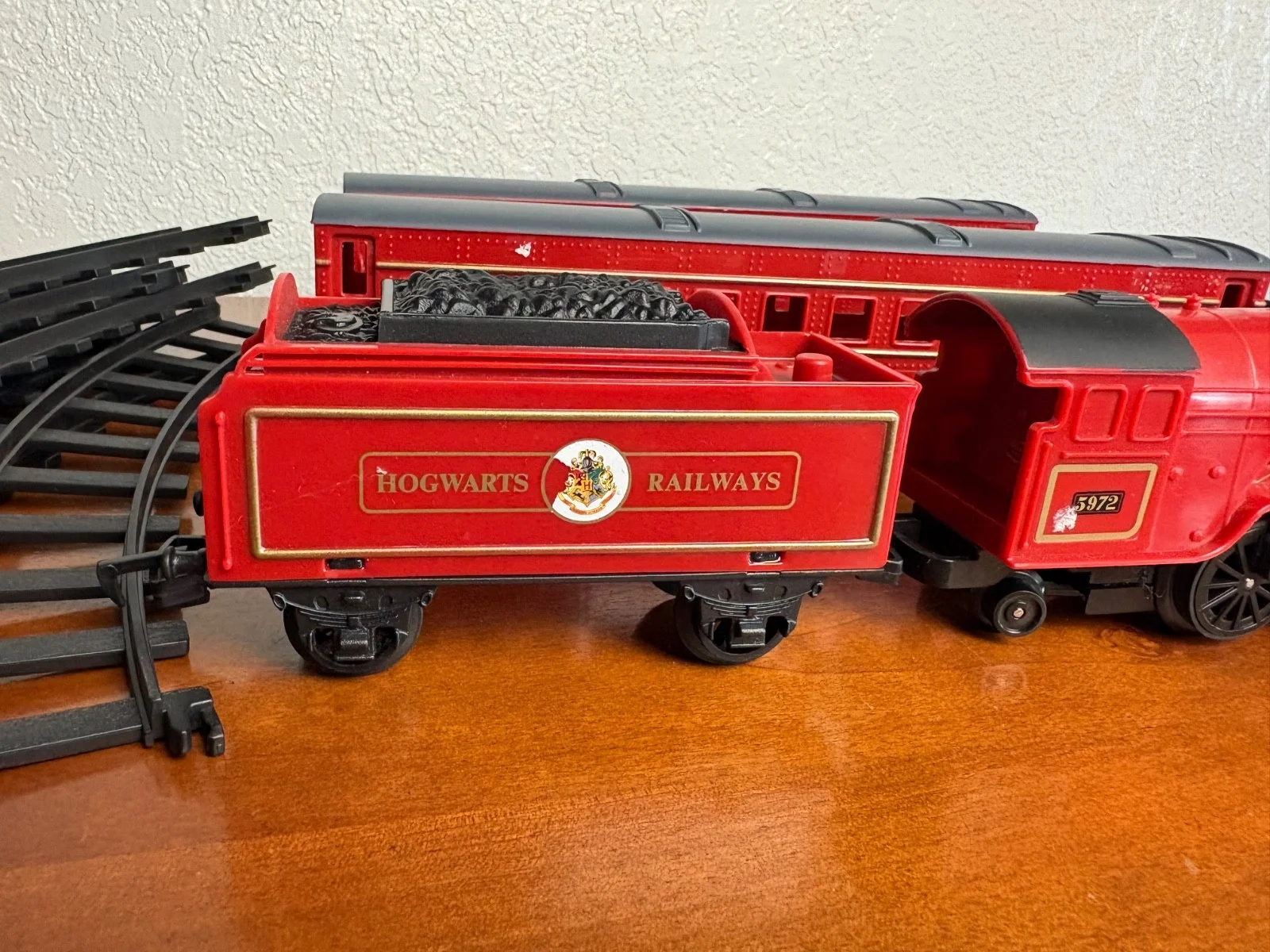 Harry Potter Hogwarts Express Train Set 5972 Engine Coal Car Coaches & Track – photo 9