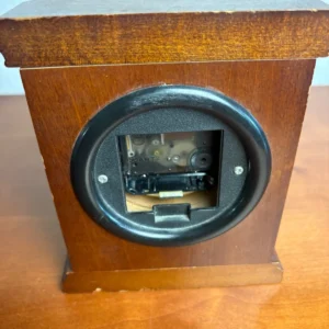 Bulova B2729 Wooden Mantel Clock Quartz Japan Movement Roman Numerals – photo 3