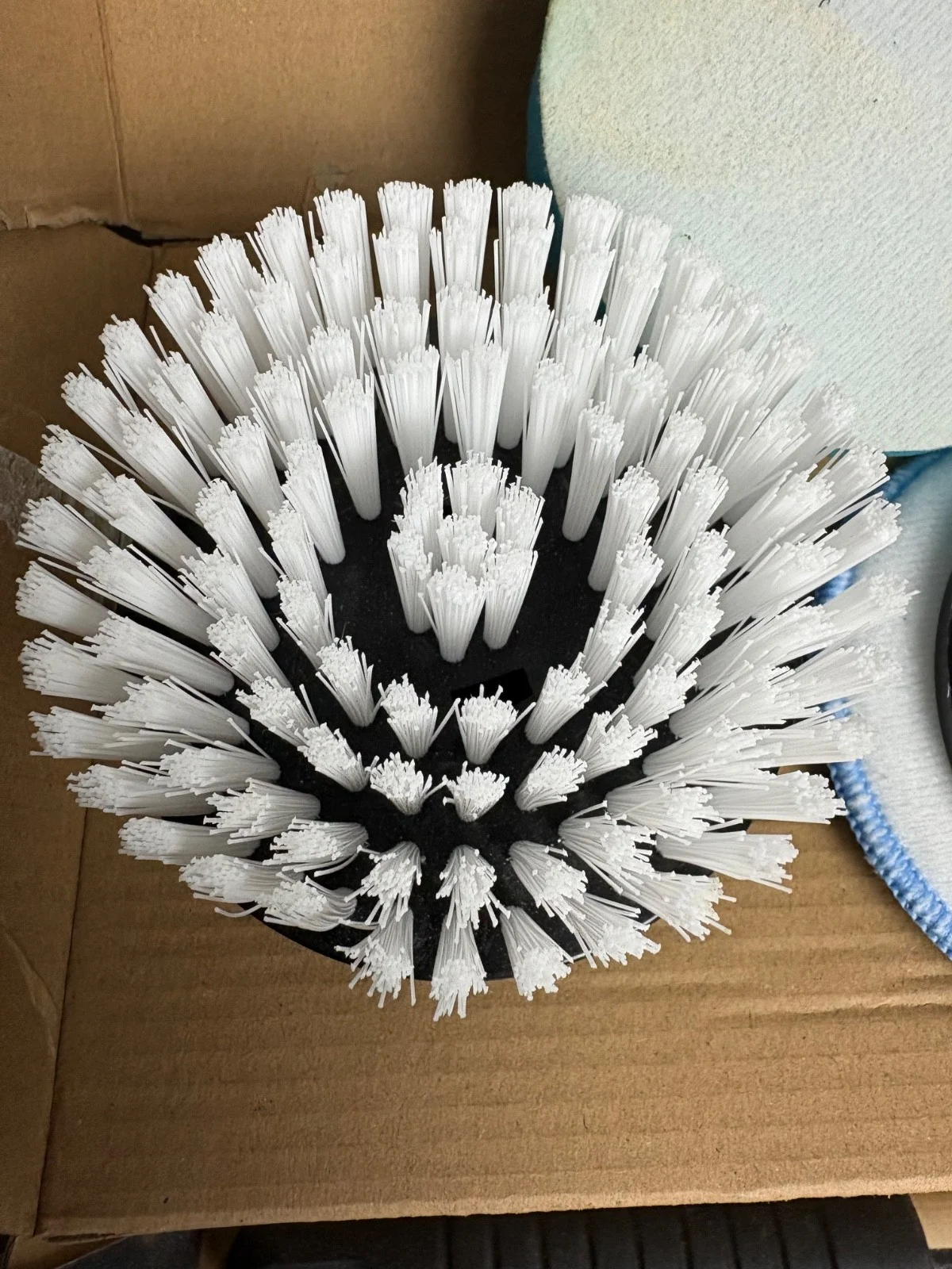 8-in-1 Electric Spin Scrubber Cordless Power Brush 5000mAh Rechargeable Clean To – photo 4