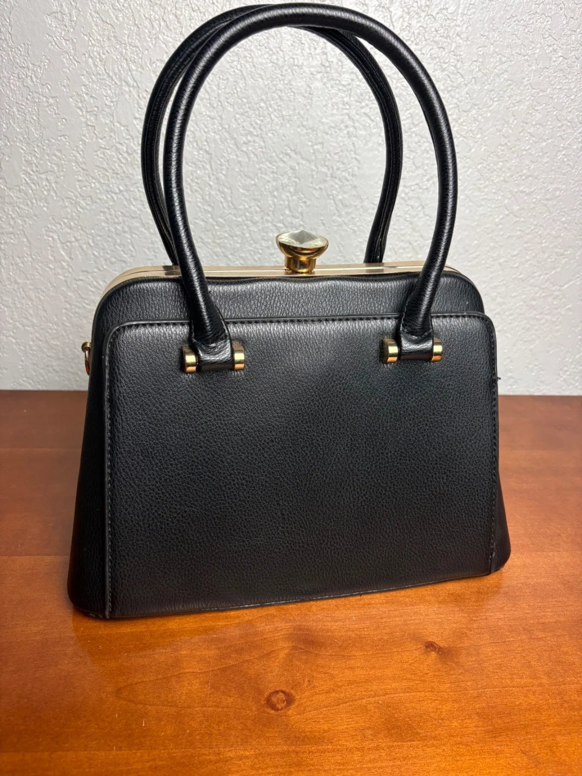 Vintage Style Black Faux Leather Satchel Handbag Gold Tone Kiss Lock Crystal Top