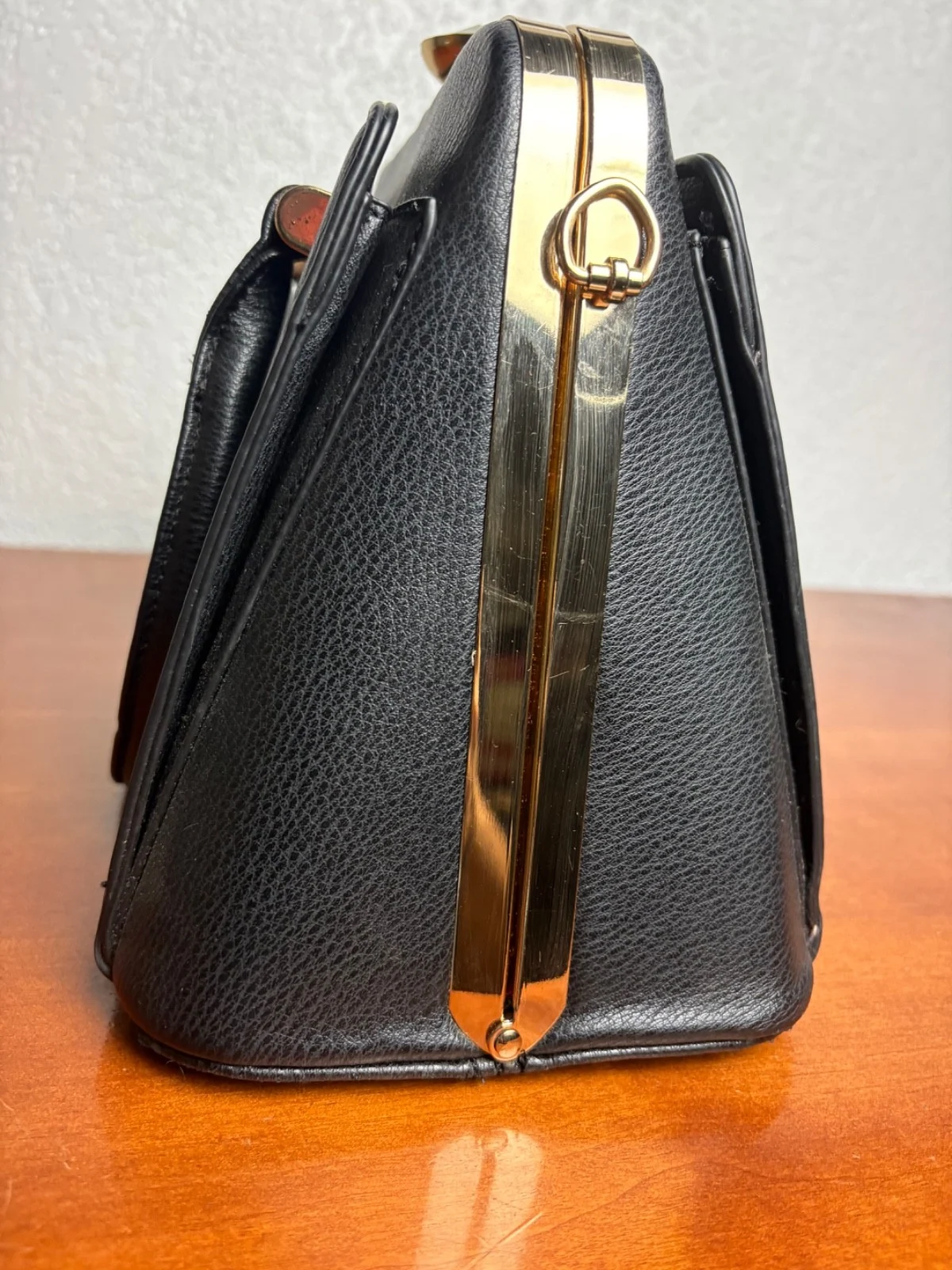 Vintage Style Black Faux Leather Satchel Handbag Gold Tone Kiss Lock Crystal Top – photo 5