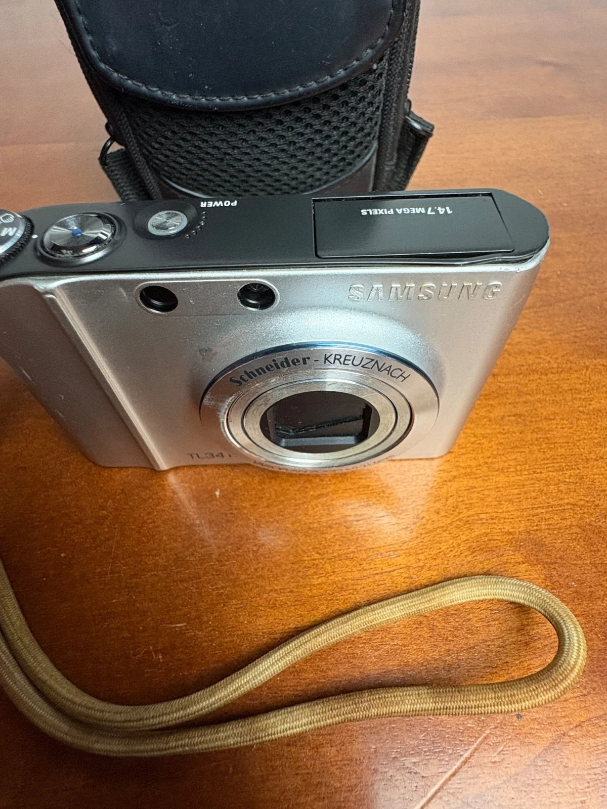 Samsung TL34HD Silver Digital Camera 14.7MP Schneider-Kreuznach Lens - Untested – photo 2