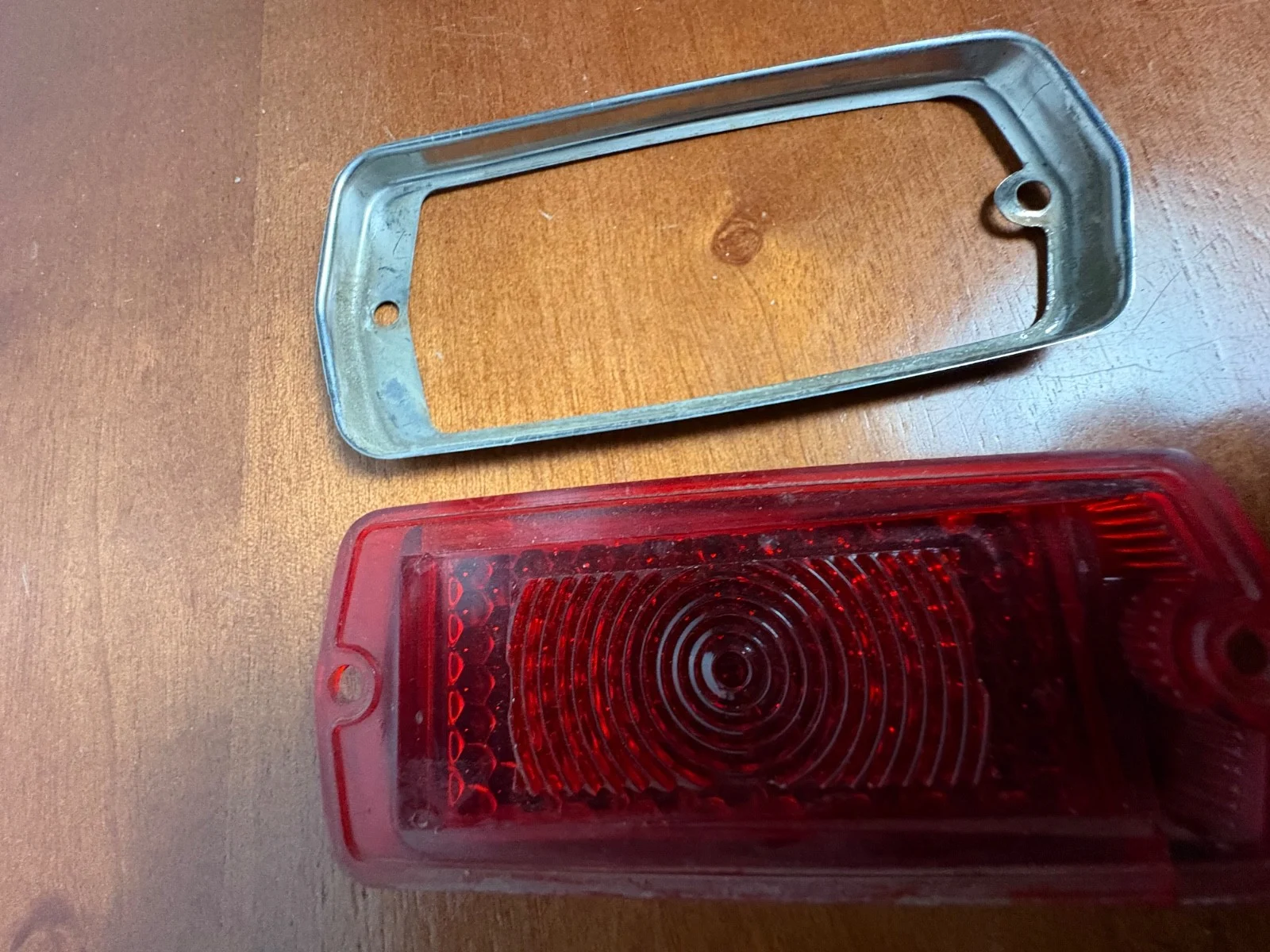 IKI 5004 Japan Red Side Marker Light Lens & Chrome Bezel SAE P1A69 – photo 9
