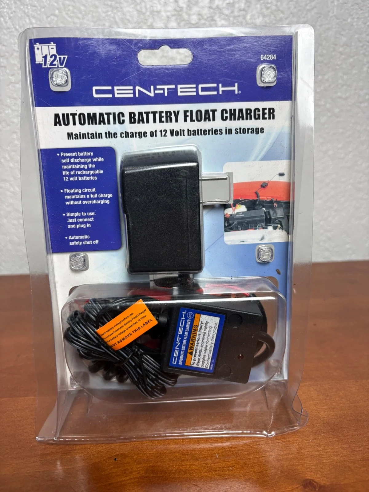 Cen-Tech 12V Automatic Battery Float Charger 64284 Maintainer Car Motorcycle NEW