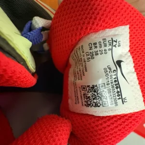 Nike Air Max 270 React GS Thunder Grey Barely Volt CT1630-001 Size 7Y Sneakers – photo 13