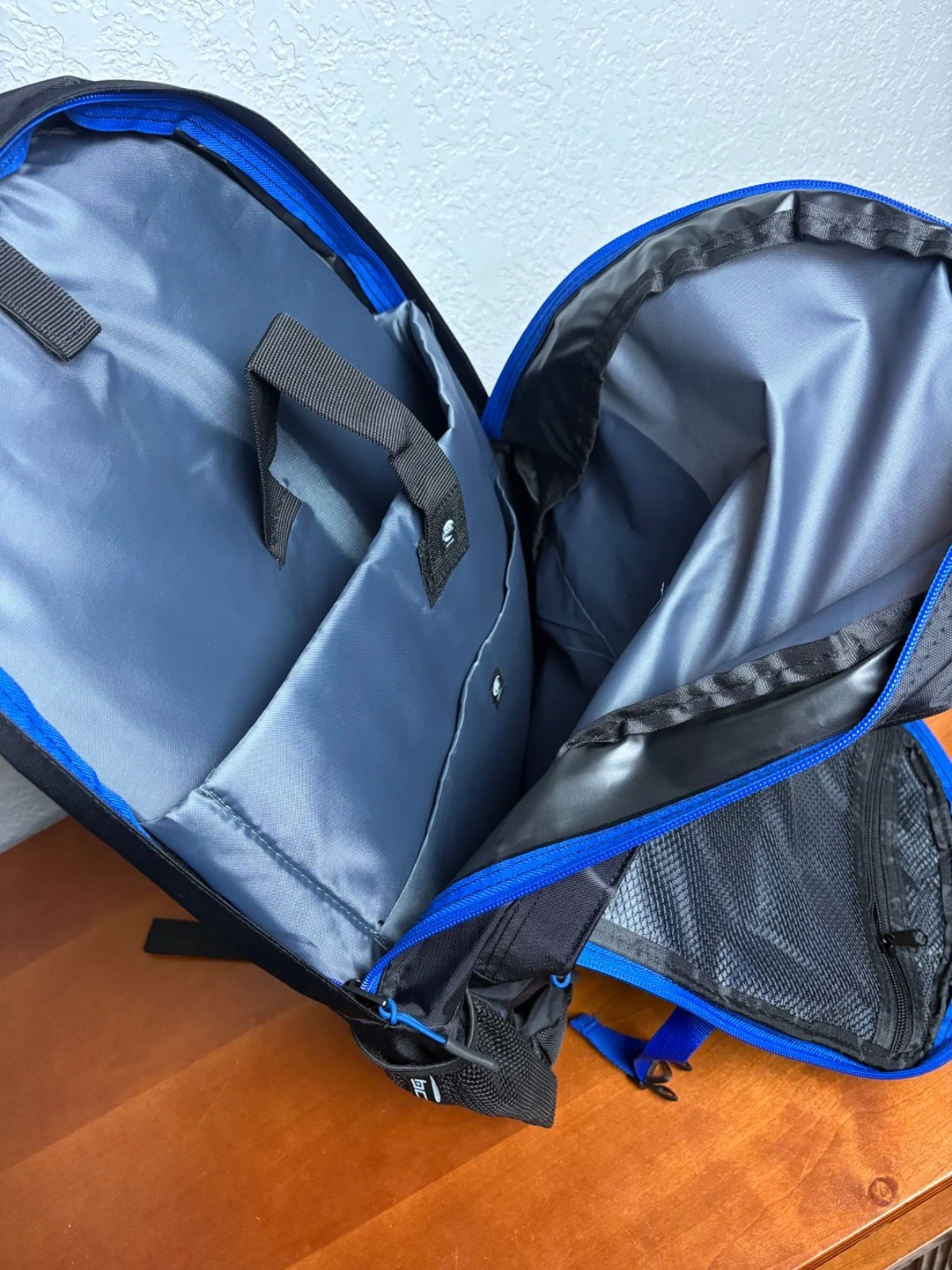Basecamp Black & Blue Laptop Backpack Watermark Logo Padded Straps Travel Bag – photo 11