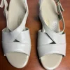 SAS Caress Wedge Sandals Women’s Sz 9.5 W Cross Strap Bone Beige Tripad Comfort