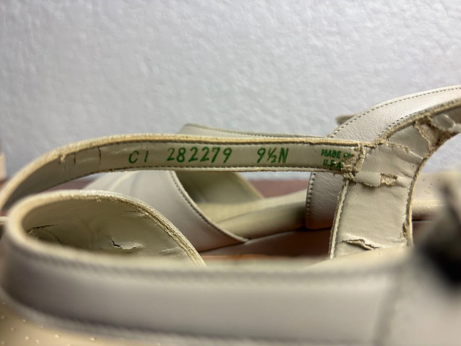 SAS Caress Wedge Sandals Women’s Sz 9.5 W Cross Strap Bone Beige Tripad Comfort – photo 9