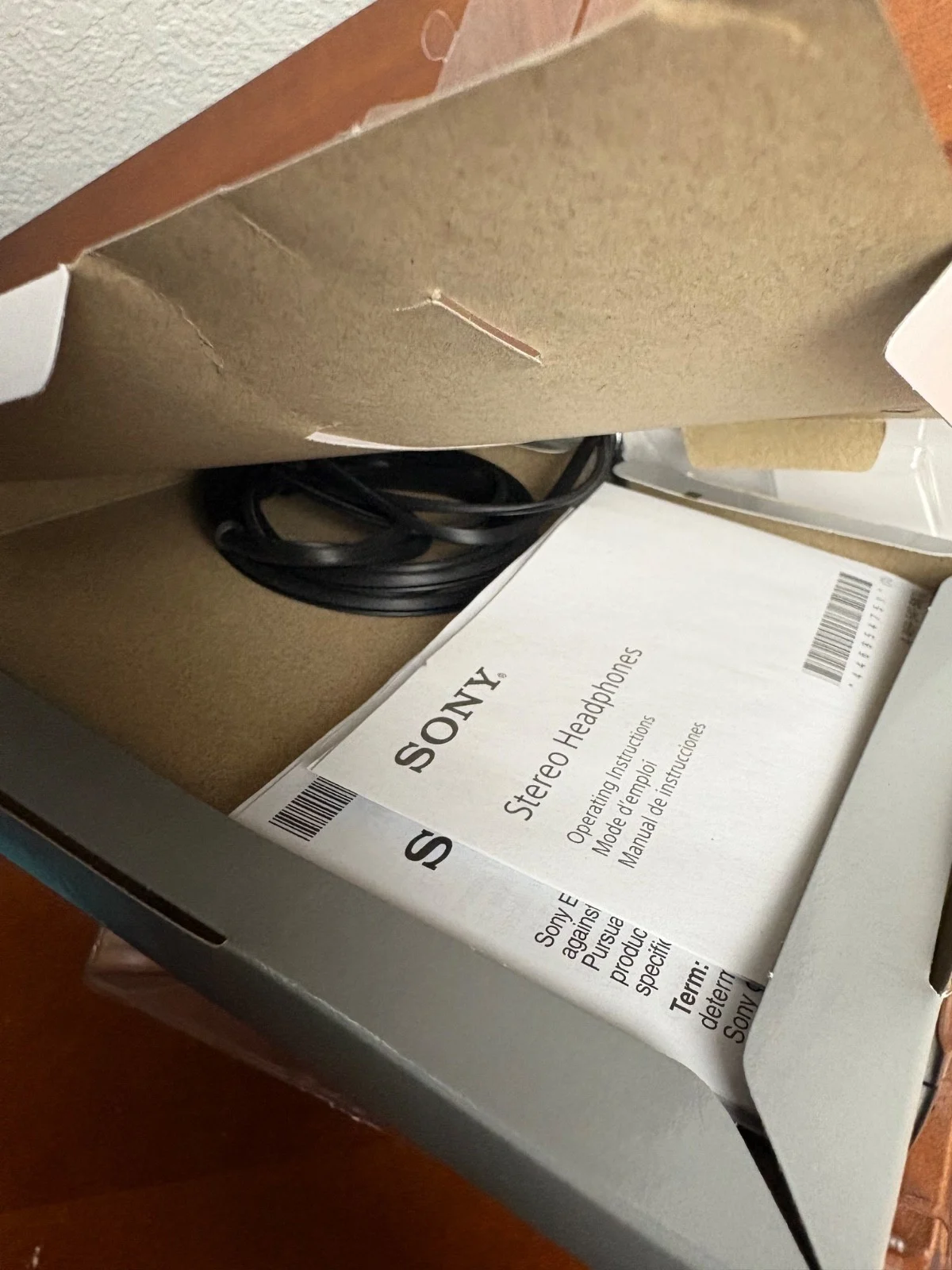 Sony MDR-ZX110 Wired Stereo Headphones Black - Compact Folding - Open Box – photo 5