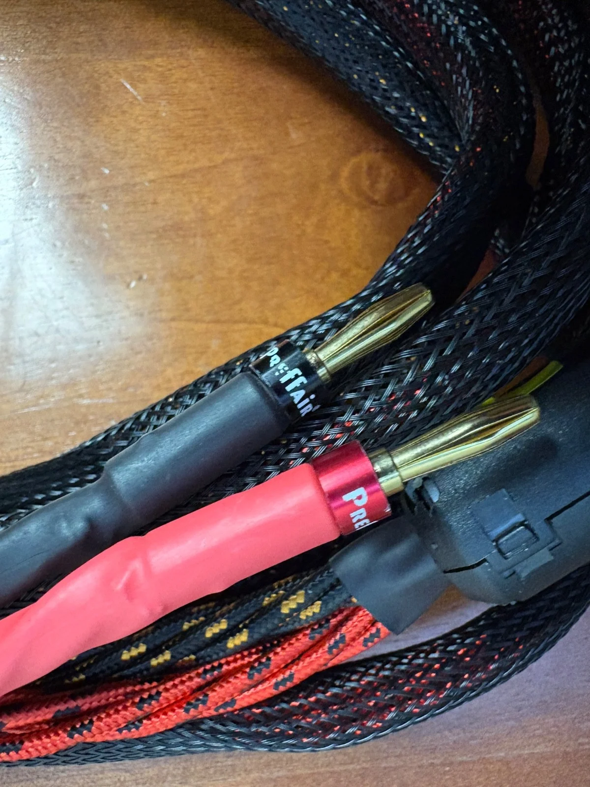 Prefair High-End Speaker Cable - Banana to Spade Plugs - Braided Sleeve - Single – photo 2