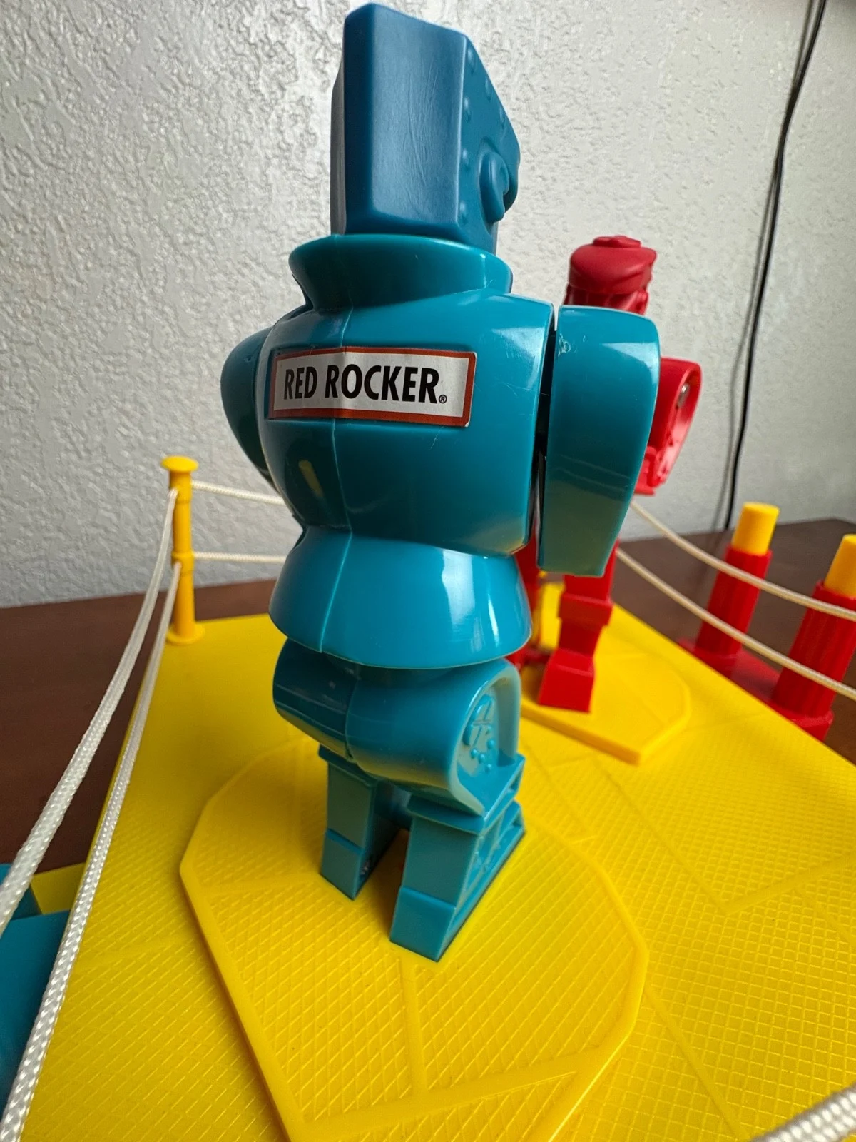 2001 Rock 'Em Sock 'Em Robots Mattel Game Red Rocker Blue Bomber - Works Weakly – photo 5