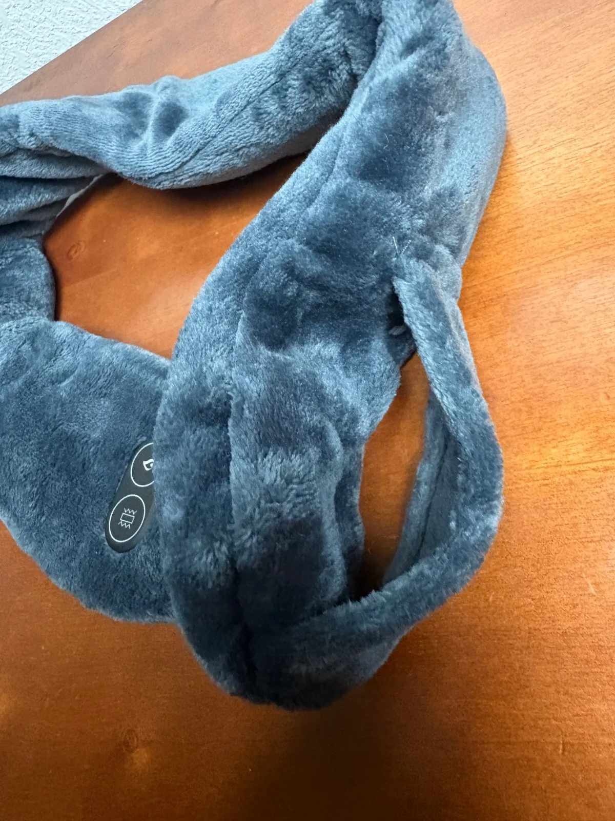 Heated Neck Wrap with Vibration USB Powered Plush Grey Electric Massage Scarf – photo 6