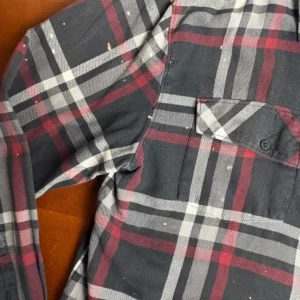 Vans Men’s Large Plaid Flannel Shirt Gray Red White Long Sleeve (paint splatter) – photo 2