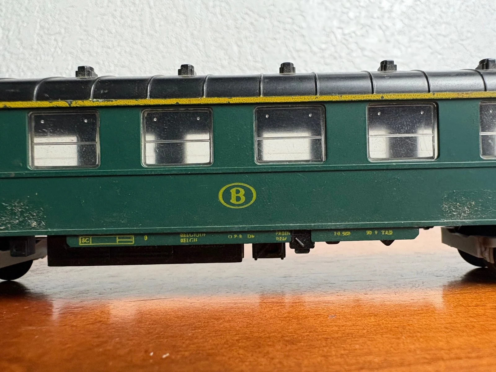 Fleischmann HO Scale SNCB Belgian Green Passenger Coach – photo 11