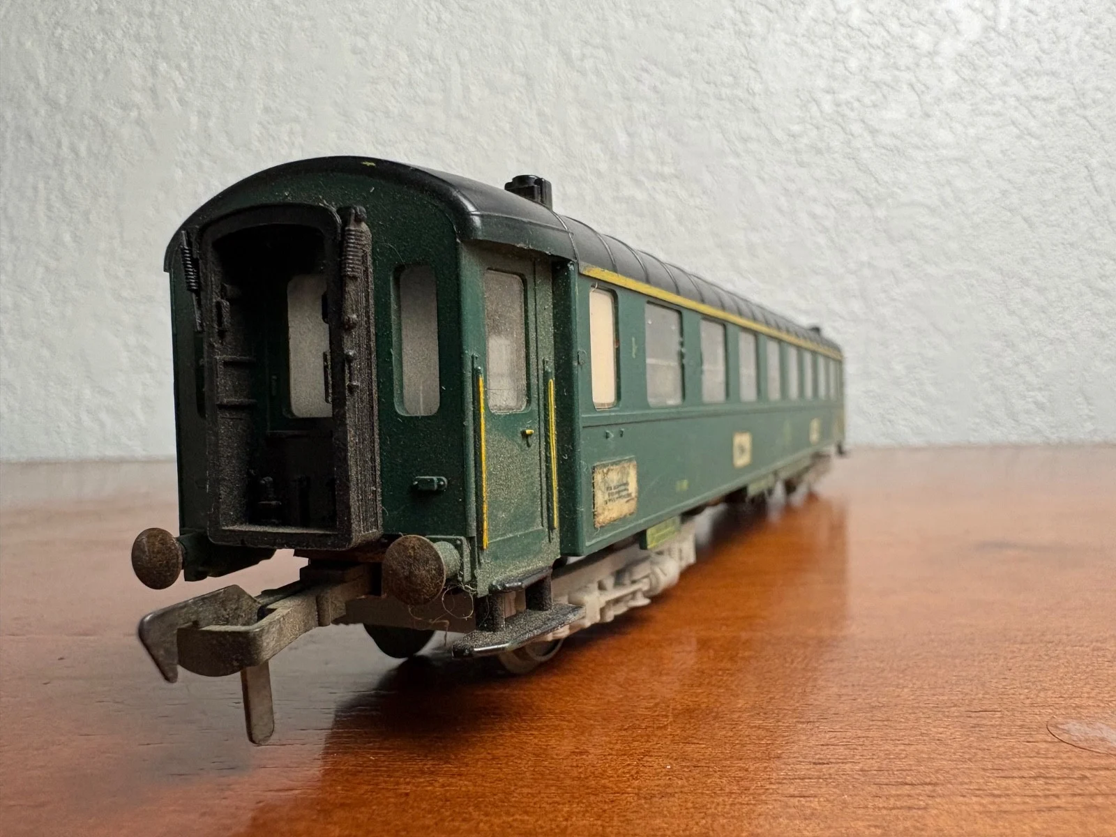 Fleischmann HO Scale SNCB Belgian Green Passenger Coach – photo 8